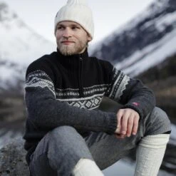 Ulvang Marius Half Zip Ms - Miesten Villapaita -Swix || Mons Royale || Odlo 77801 11168 2d7a37f6ef1b18ffbaeb9f77f86f537e 3