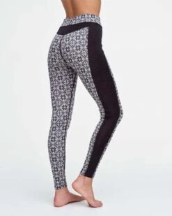 Kari Traa - Rose High Waist Pant - Naisten Merinovillaiset Housut -Swix || Mons Royale || Odlo KariTraa RoseHighWaistPant naistenmerinovillaisethousut 622873 BLACK c4b3ea01990cbf9a979156d3a1d74624 3