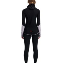 Mons Royale Bella Tech Hood, Naisten Merinovillainen Aluspaita -Swix || Mons Royale || Odlo MonsRoyaleBellaTechHoodnaistenmerinovillainenaluspaita 28 1017 100 d10de44418715ea7ee0f6fc55d8bc23a 3