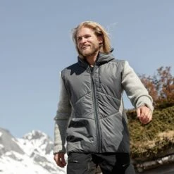 Ulvang Vegard Hybrid Jacket - Miesten Takki -Swix || Mons Royale || Odlo UlvangRavKibyMsmiestenvillapaita 21051 11731 99ace6d803dd4829c6b7c84f7872d618 4